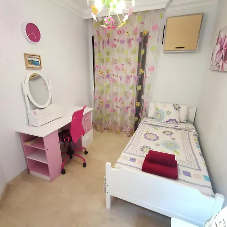 Townhouse La Duquesa 49 Lägenhet